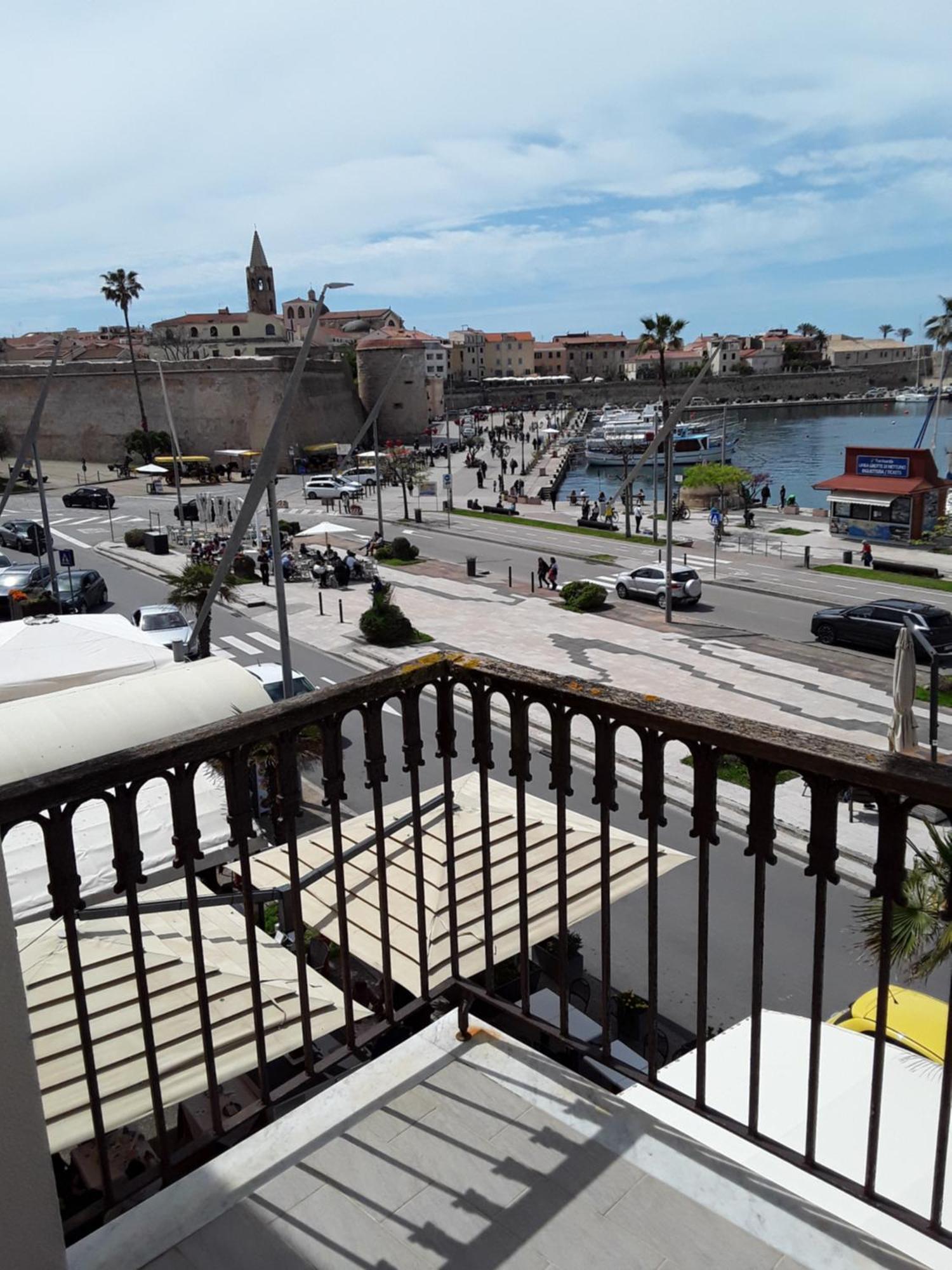 L'Aragosta Guesthouse Альгеро Экстерьер фото