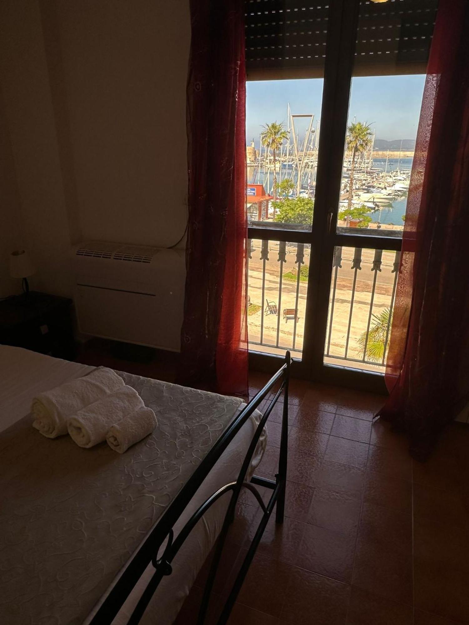 L'Aragosta Guesthouse Альгеро Экстерьер фото